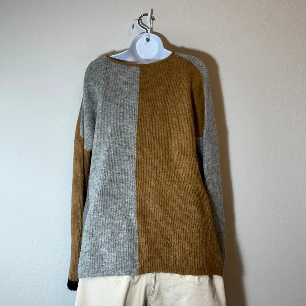 PRE-LOVED sita murt rent the runway sweater Size M-L (see measurements) - Picture 4 of 8